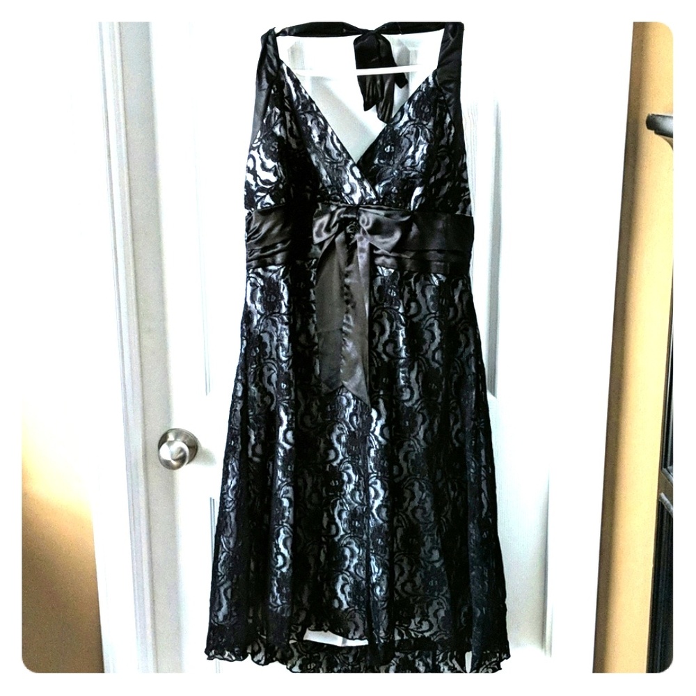 Torrid Black and White lace dress